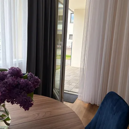 Apartment Mg Park